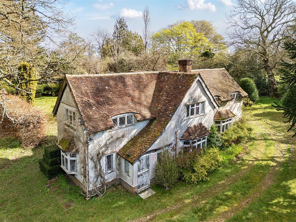 Property photo 1 of 31 1432406-1-69c507F8B138A.Jpg