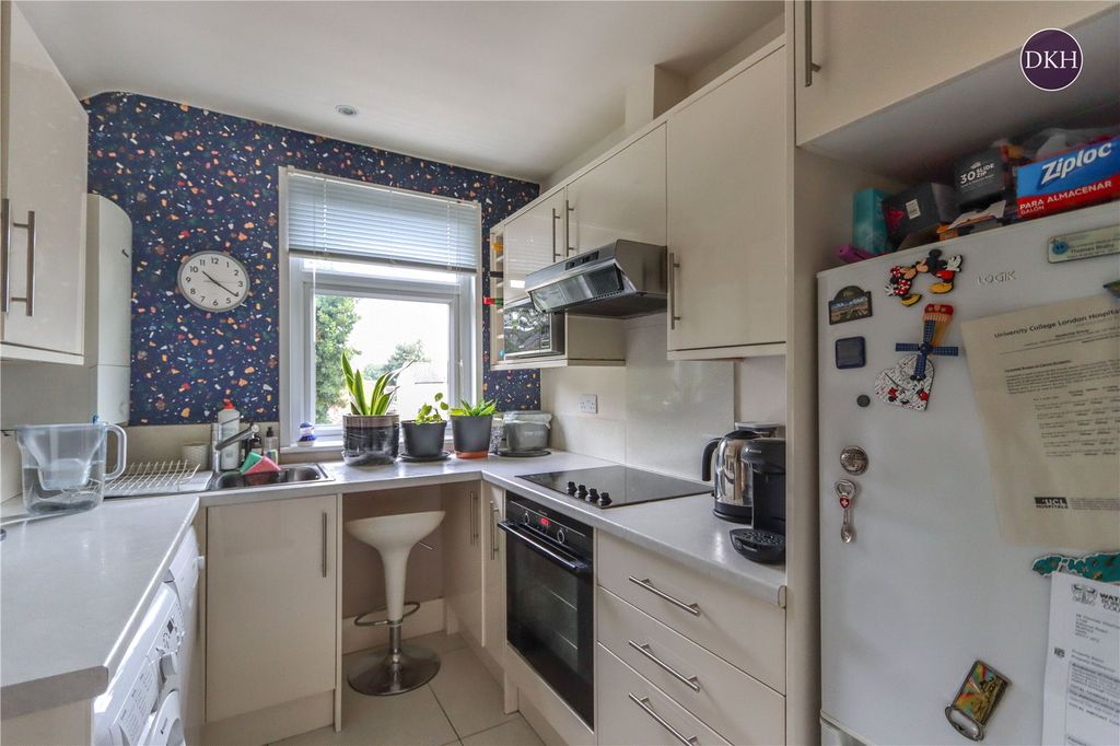 Property photo 2 of 9 Picture No. 01