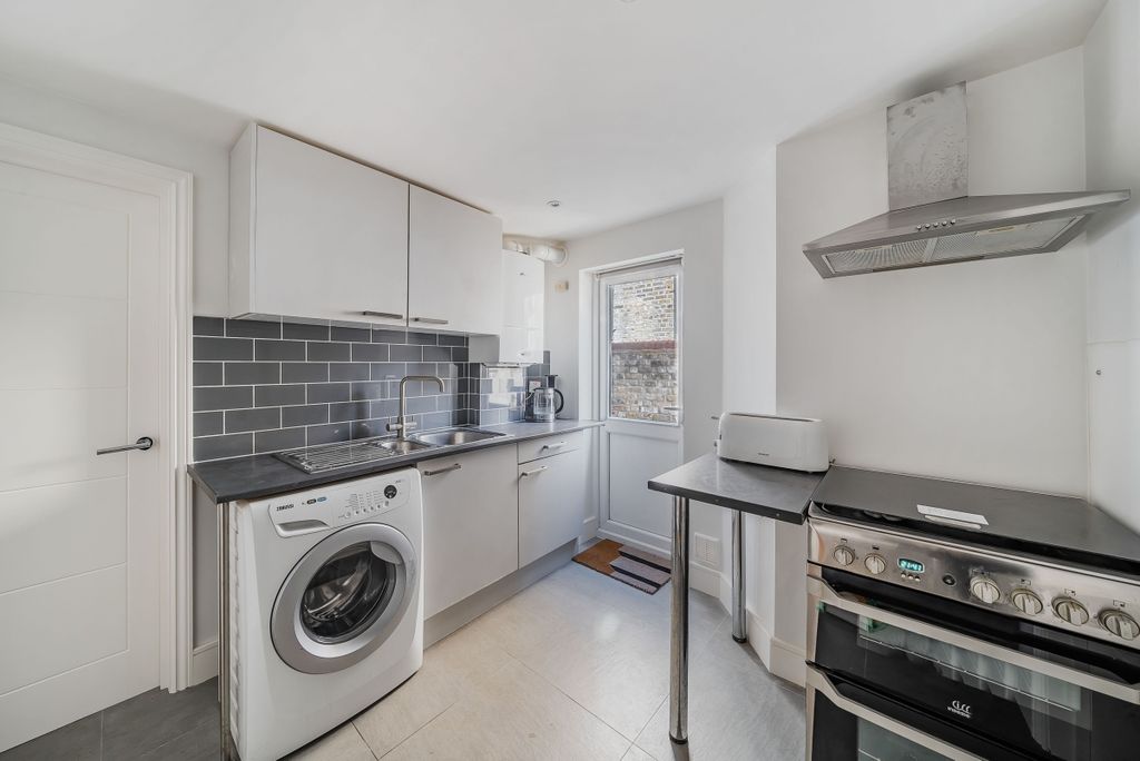 Property photo 3 of 6 1134118 (3)