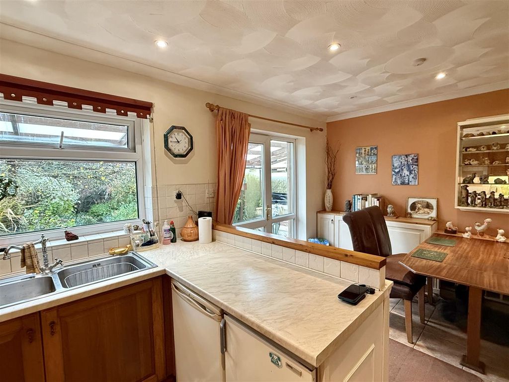 Property photo 3 of 20 Img_0014.Jpeg