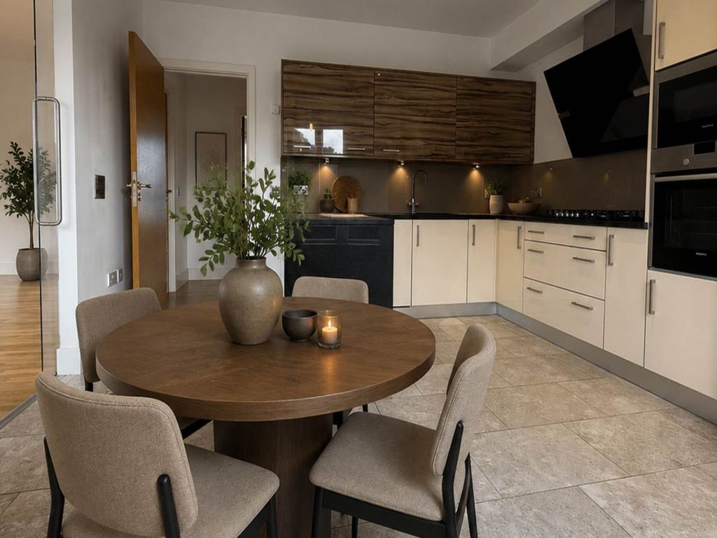 Property photo 2 of 17 Cramond-Kitchen-1