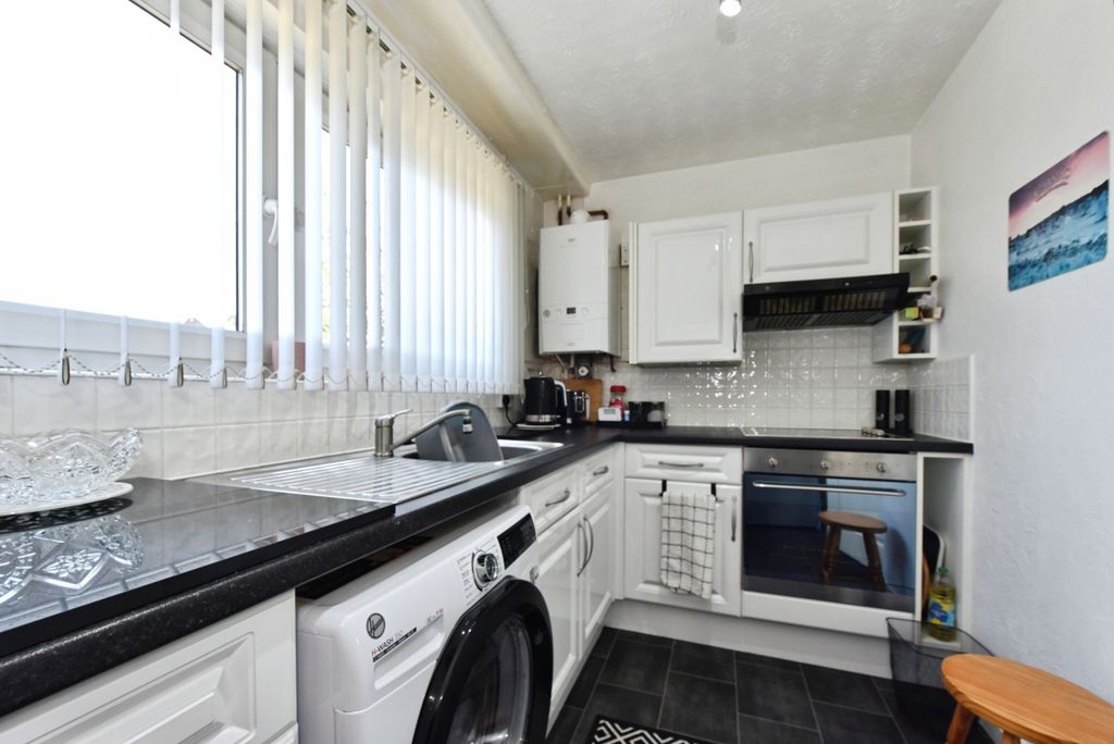 Property photo 3 of 14 Pbox-Img.Jpg