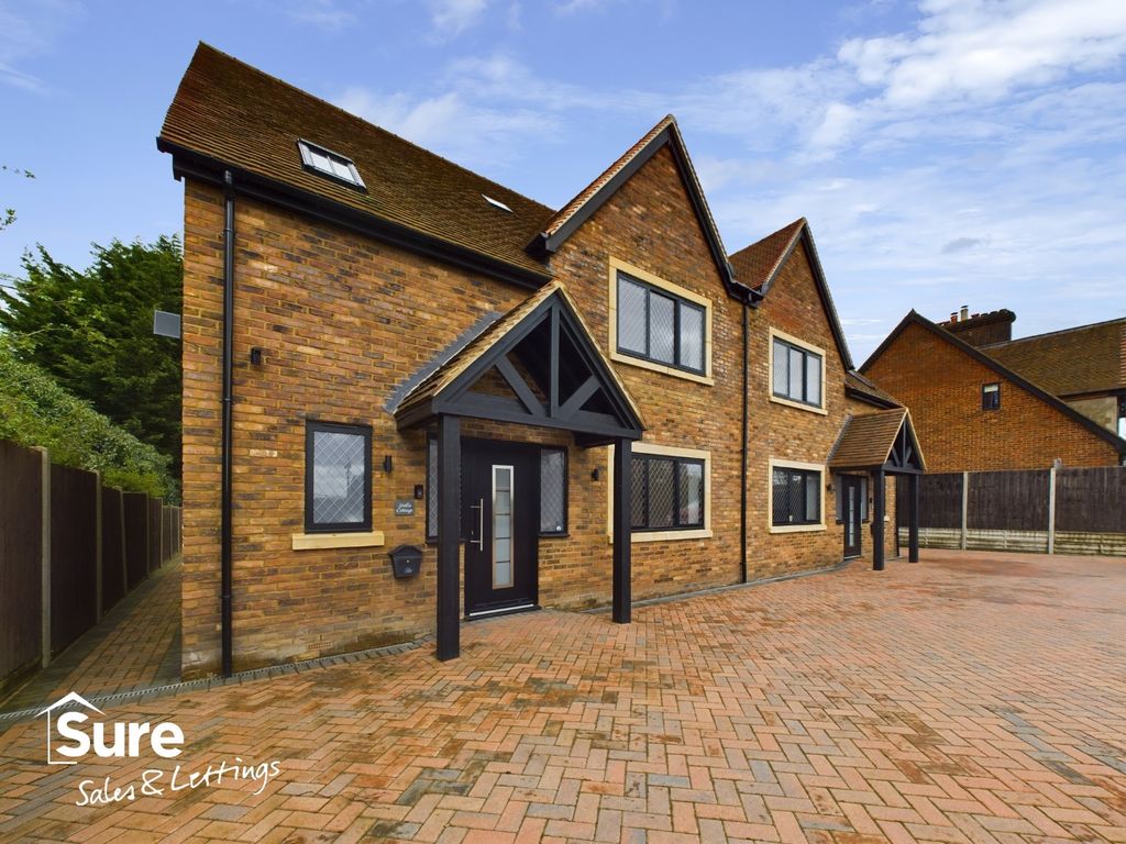 Property photo 2 of 26 3167144