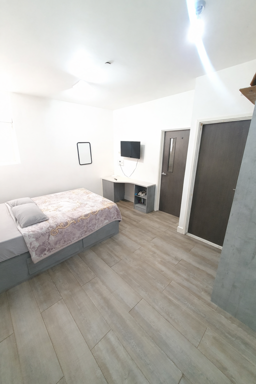 Property photo 1 of 4