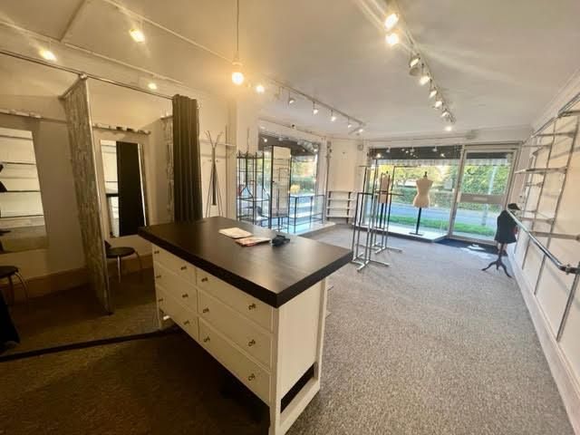 Property photo 2 of 3 Photo