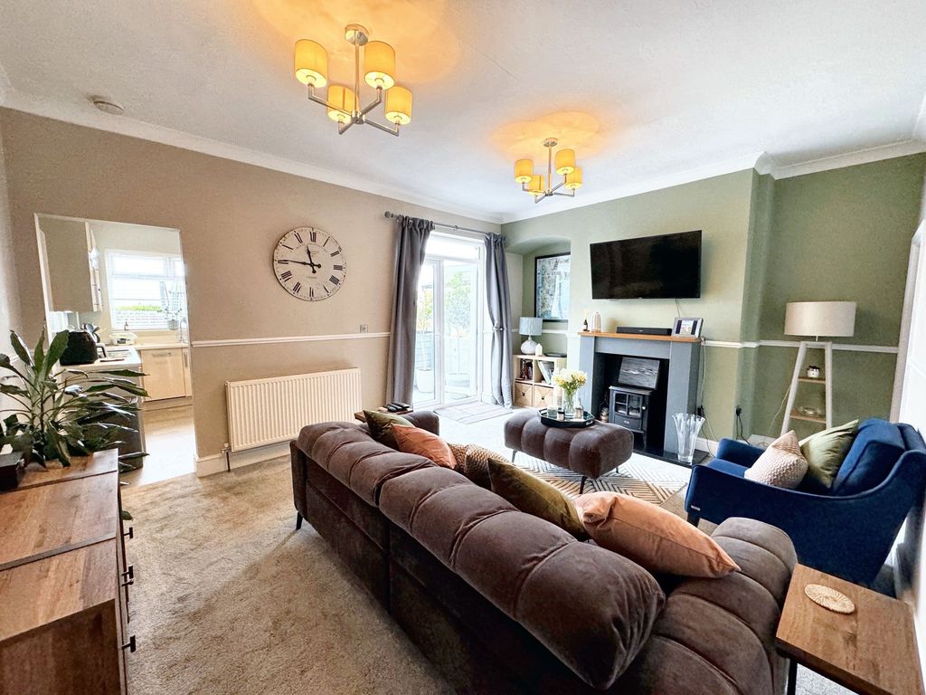Property photo 2 of 24