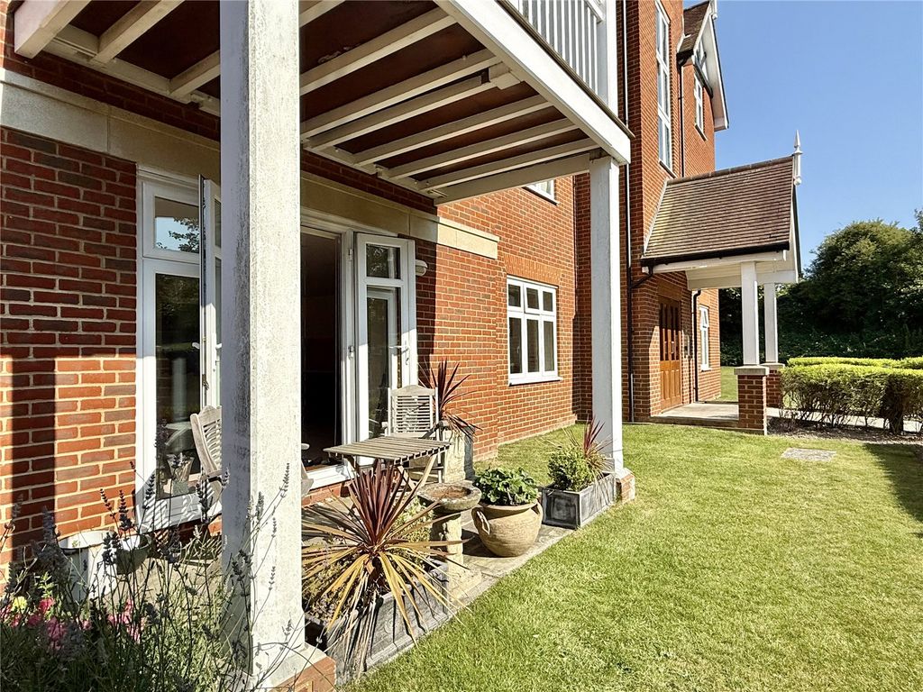 Property photo 3 of 19 Picture No. 13