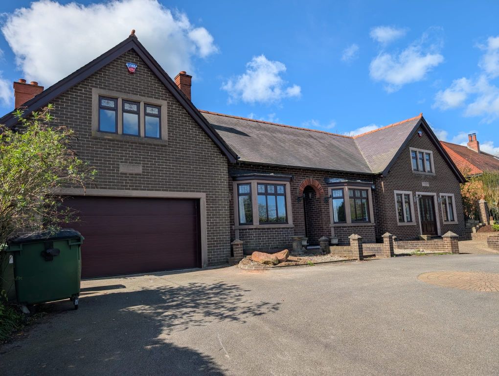 Property photo 1 of 3