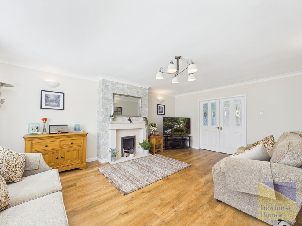 Property photo 3 of 27