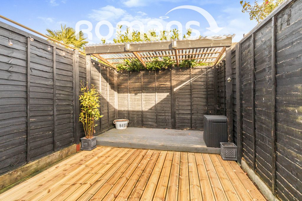 Property photo 3 of 14 _89A3025