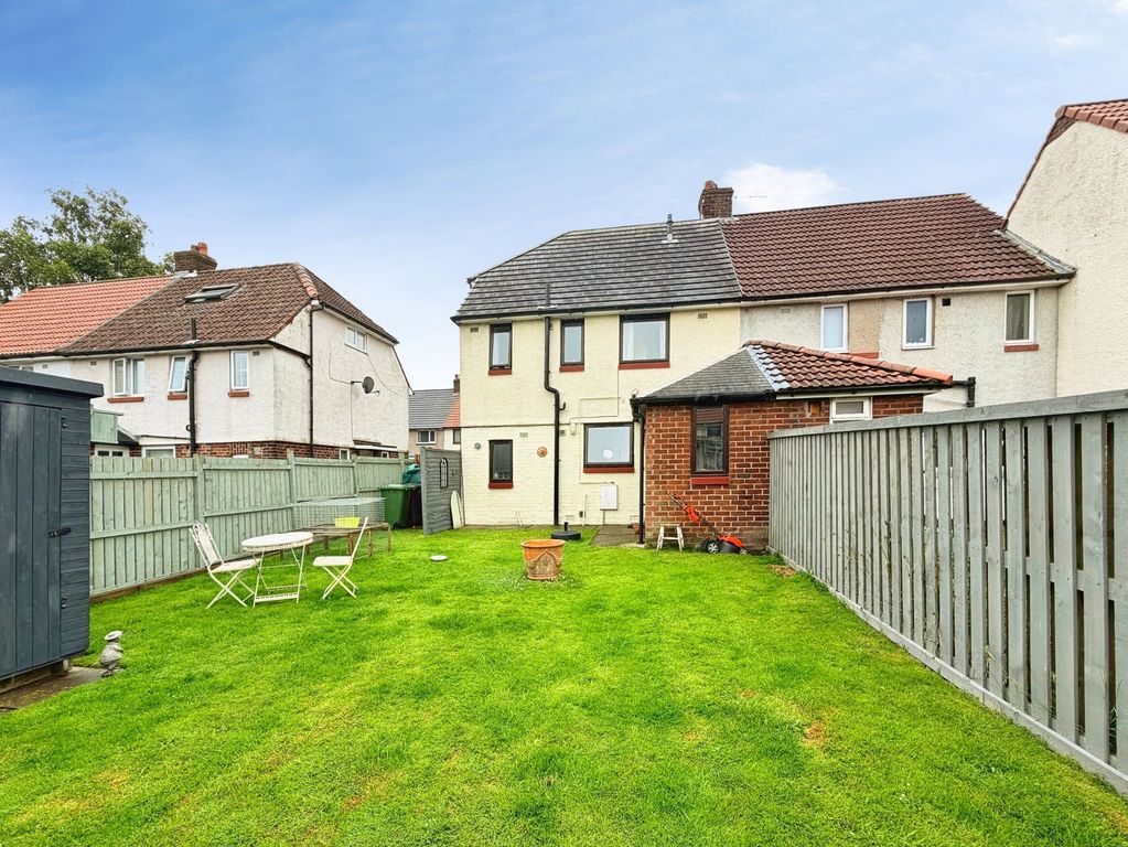Property photo 2 of 18