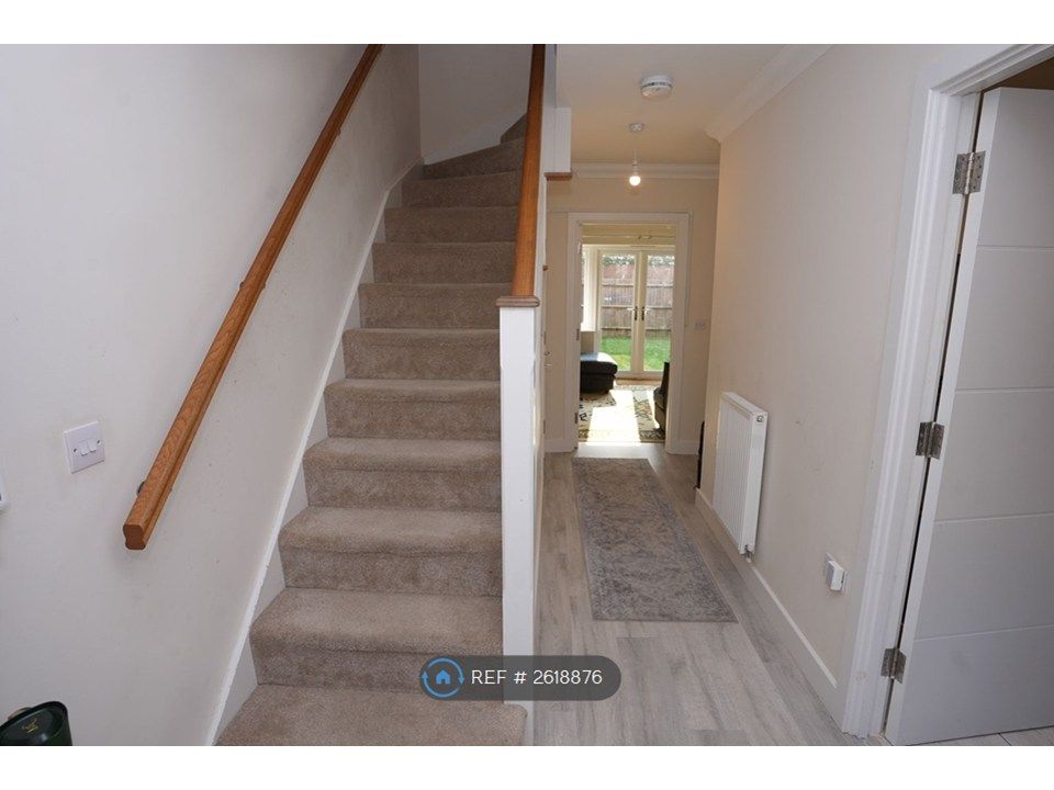 Property photo 3 of 13 Hallway - Ground Floor