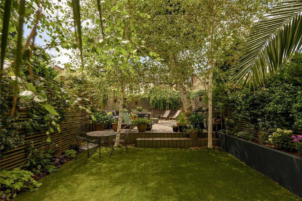 Property photo 3 of 15 Picture No. 10