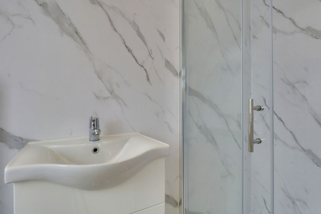Property photo 3 of 7 4464613