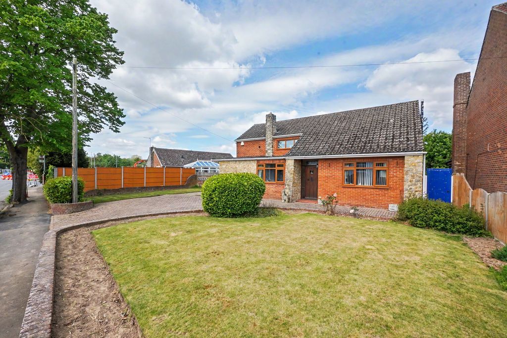 Property photo 1 of 36