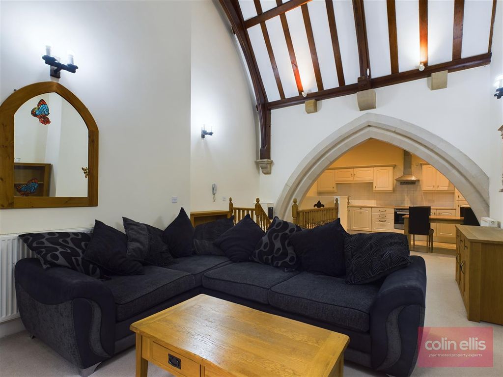 Property photo 3 of 16 Cam05075G0-Pr0010-Still011.Jpg