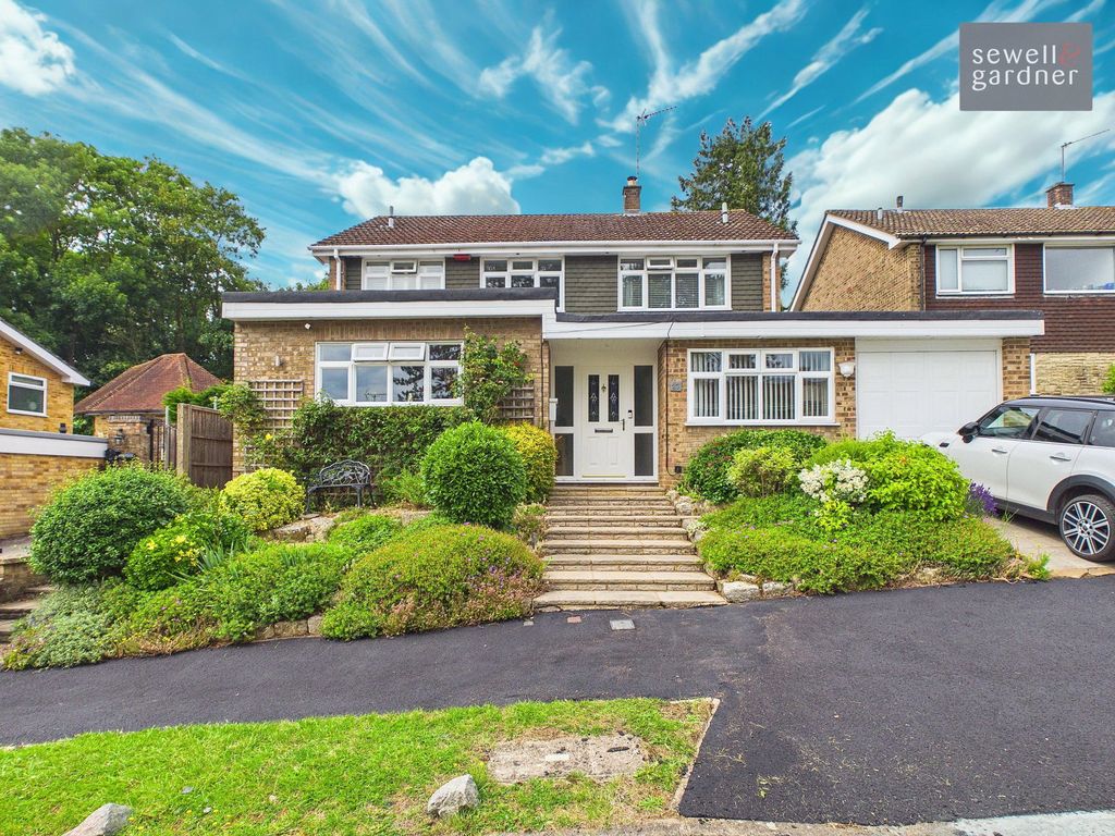 Property photo 1 of 26