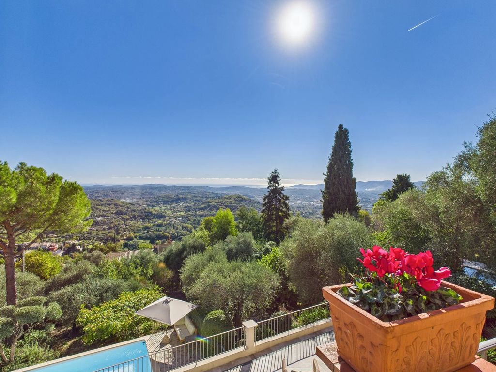 Property photo 2 of 31