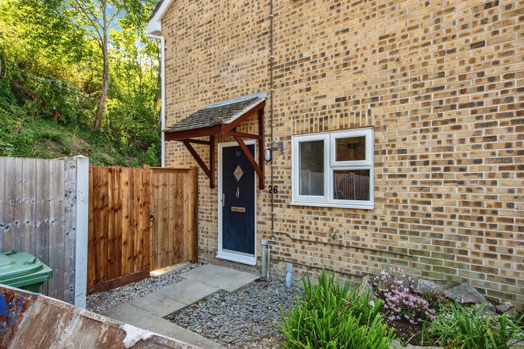 Property photo 2 of 11