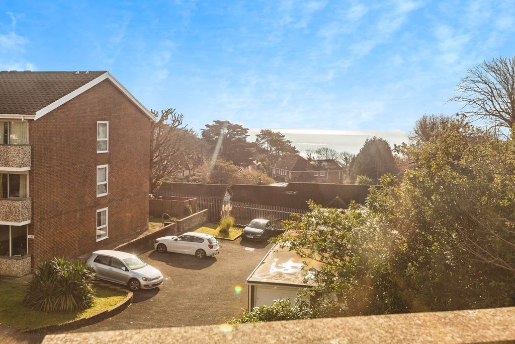 Property photo 1 of 17 Photography