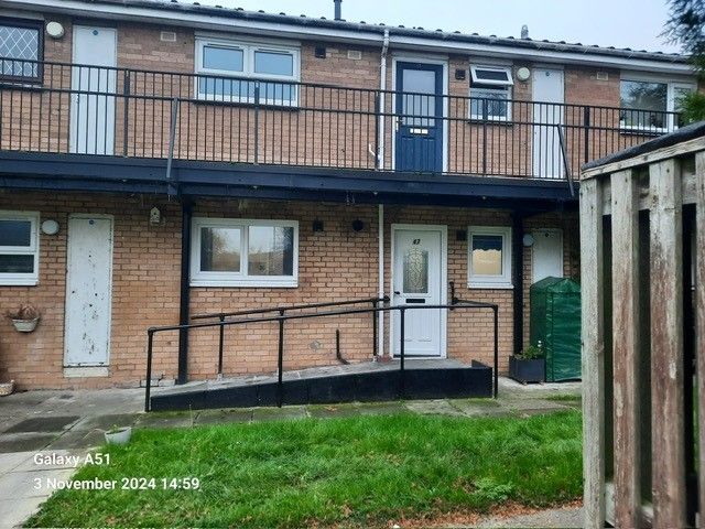 Property photo 1 of 9