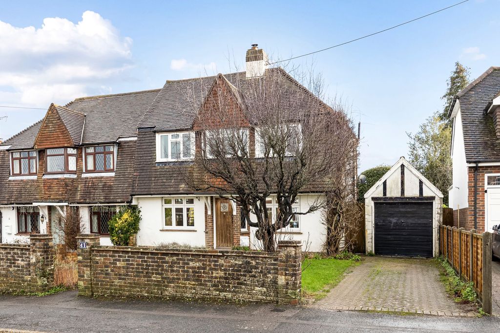 Property photo 2 of 23