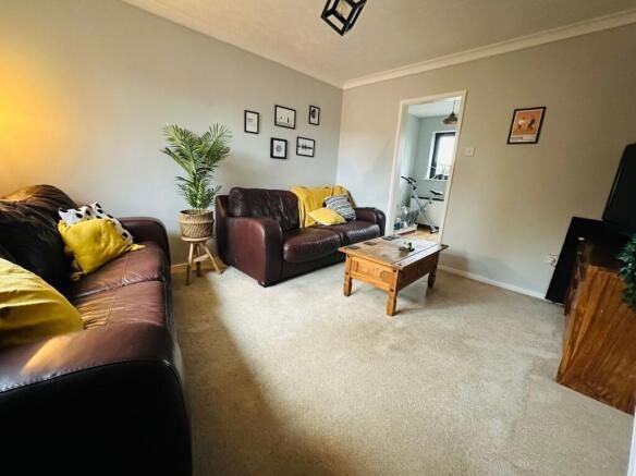 Property photo 3 of 11