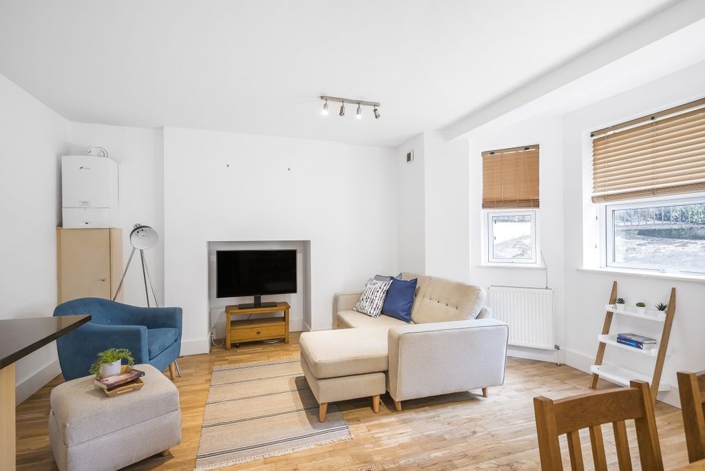 Property photo 1 of 7 Picture No. 13