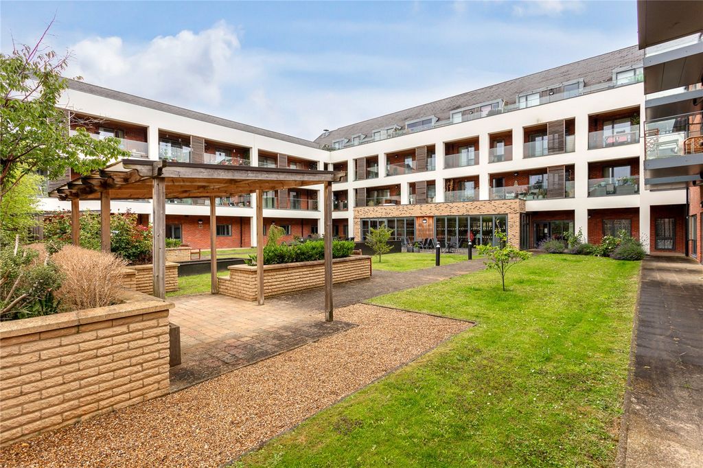 Property photo 1 of 10 Picture No. 12