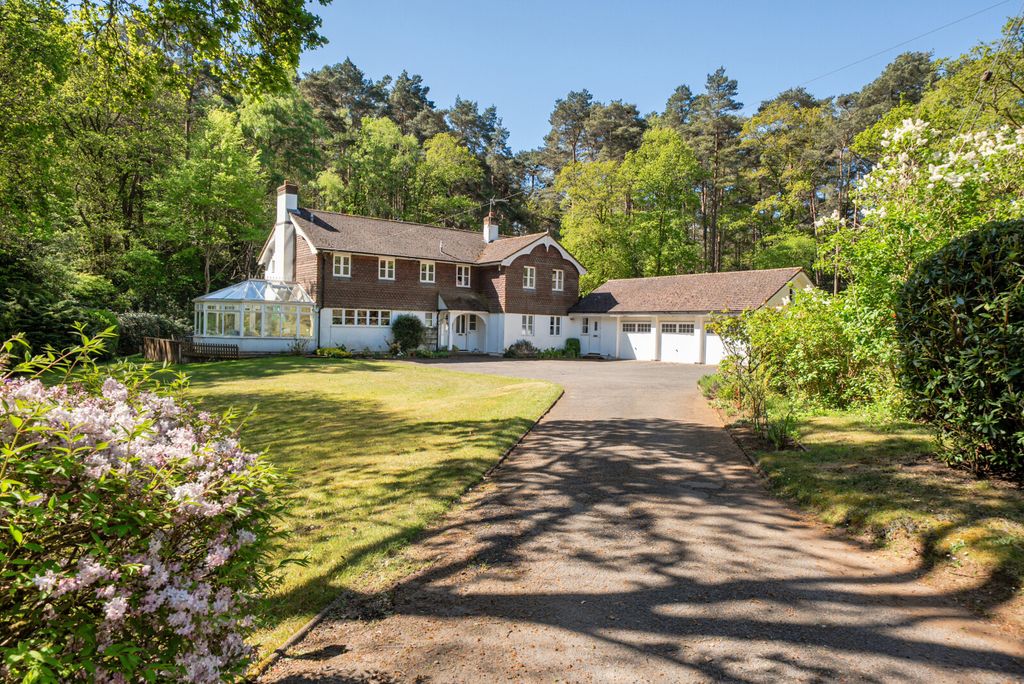 Property photo 1 of 43 1453375-1-69F327c...