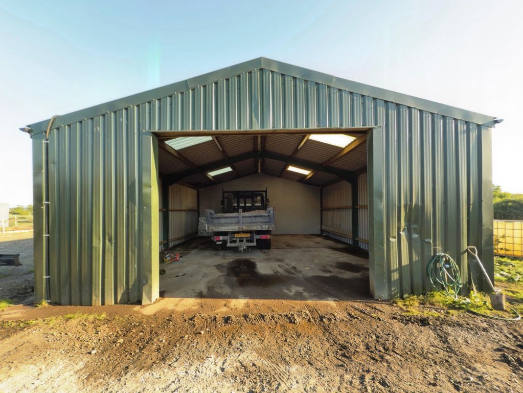 Property photo 1 of 4