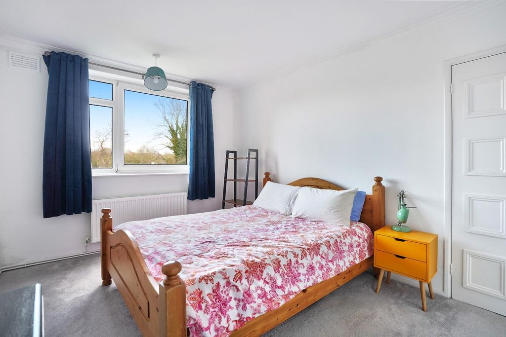 Property photo 3 of 8 11.Jpg