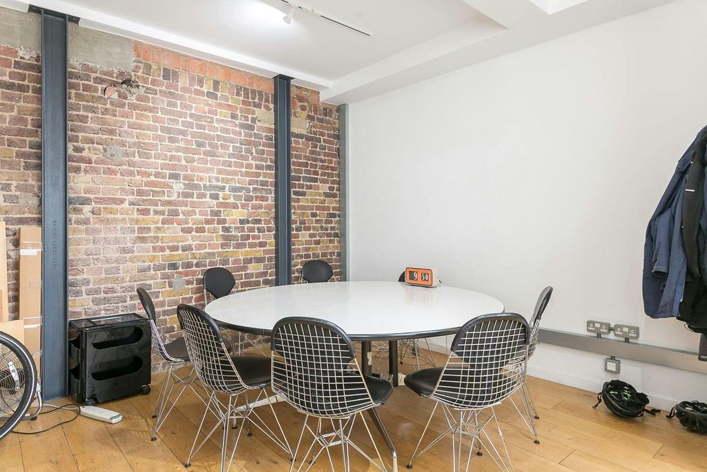 Property photo 2 of 9 Lion-House-3-Plough-Yard-Ec2A-3Lp-Shoreditch-Office-Studio-Showroom-To-Let-Internal11-Dominion.London.Jpg