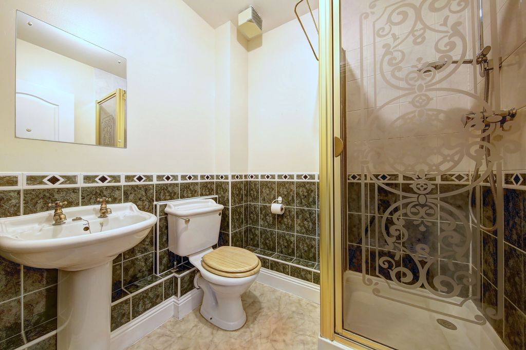 Property photo 2 of 7