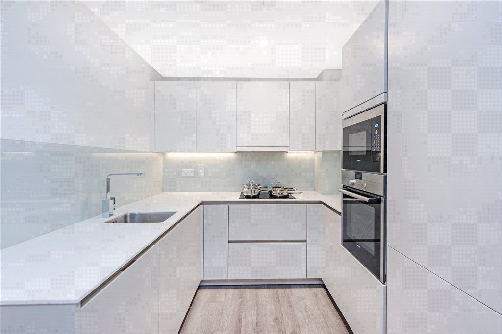Property photo 1 of 9 Kitchen