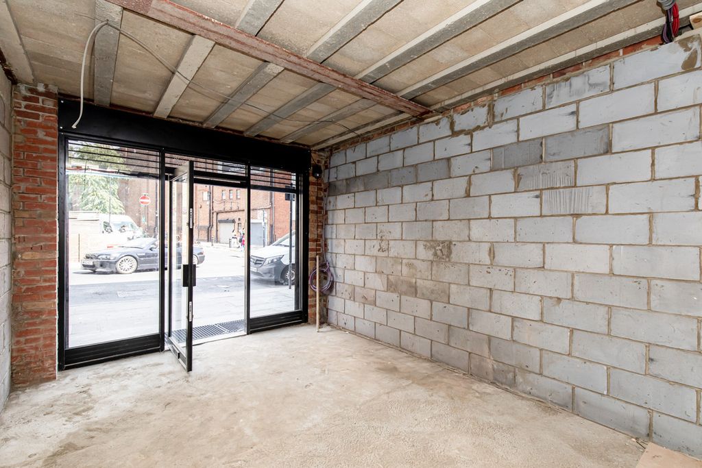 Property photo 3 of 3