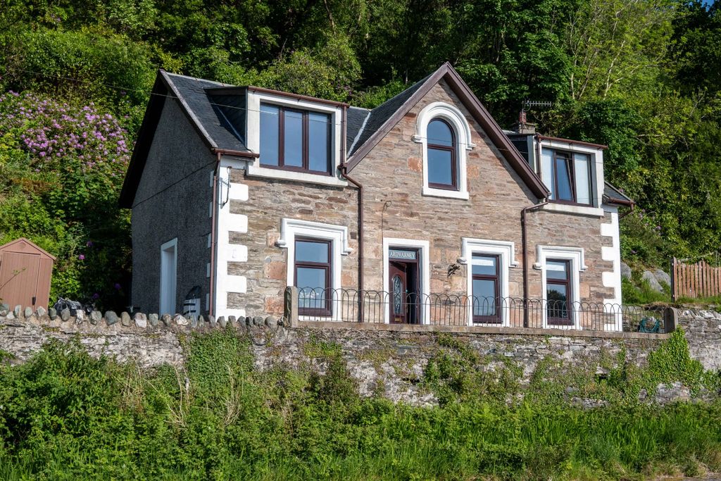 Property photo 2 of 38 5170592