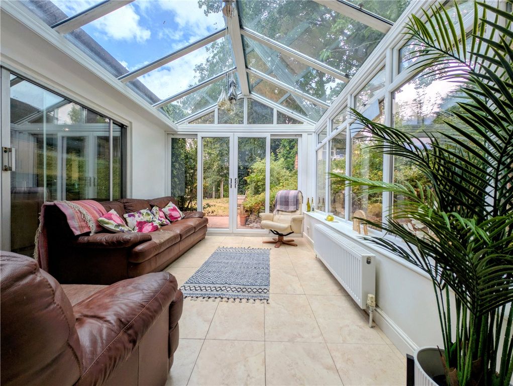Property photo 3 of 31 Picture No. 17