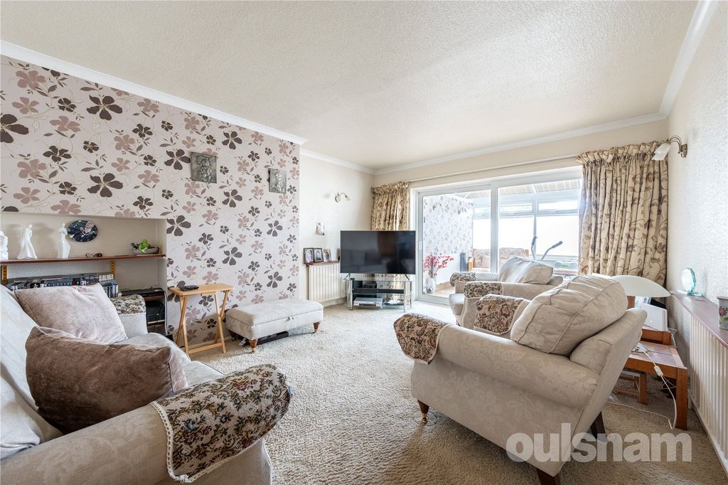 Property photo 3 of 16 Picture No. 32