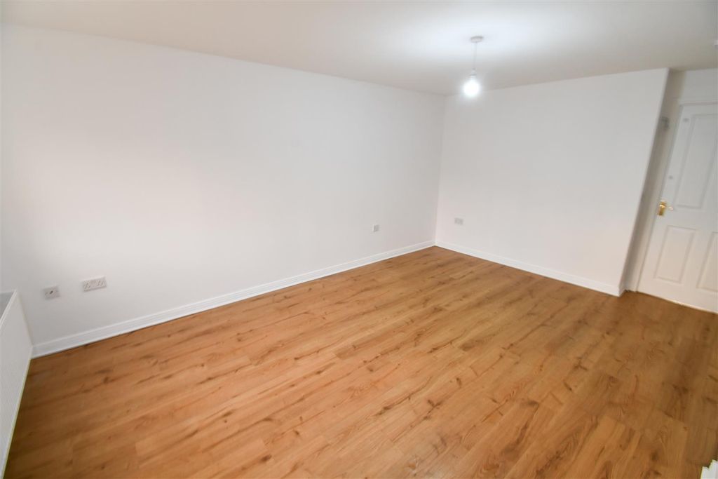 Property photo 2 of 16 Dsc_0249.Jpg