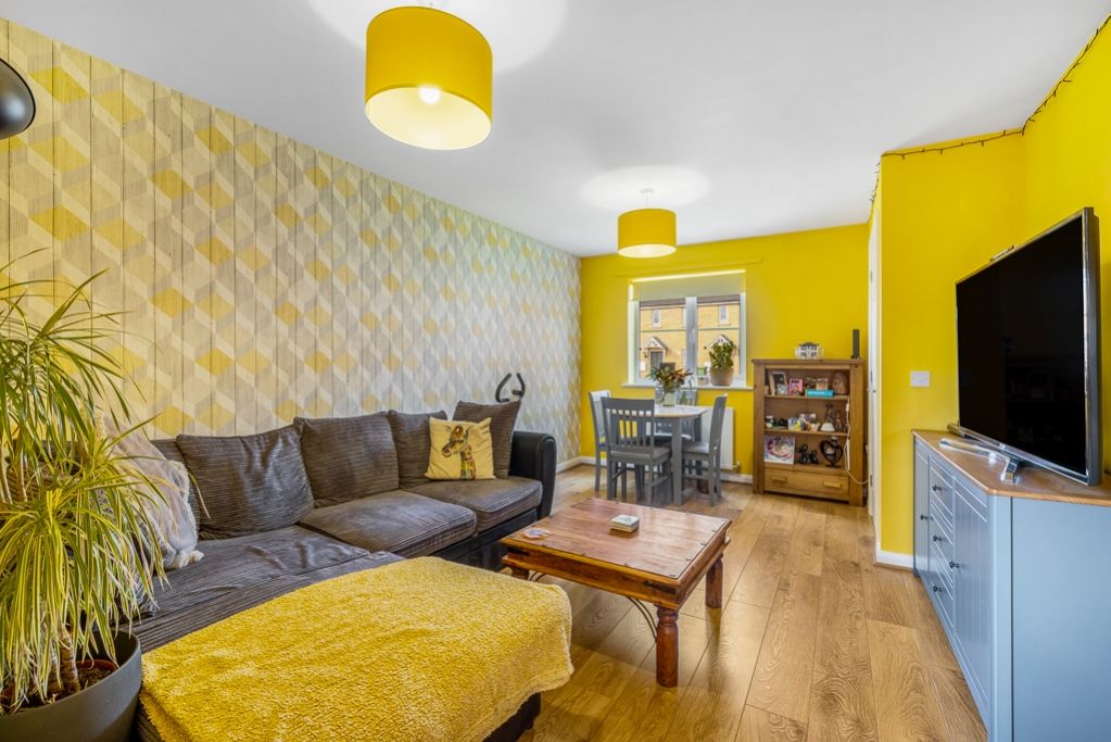 Property photo 3 of 20 4 Grayling Way (Boston)-10