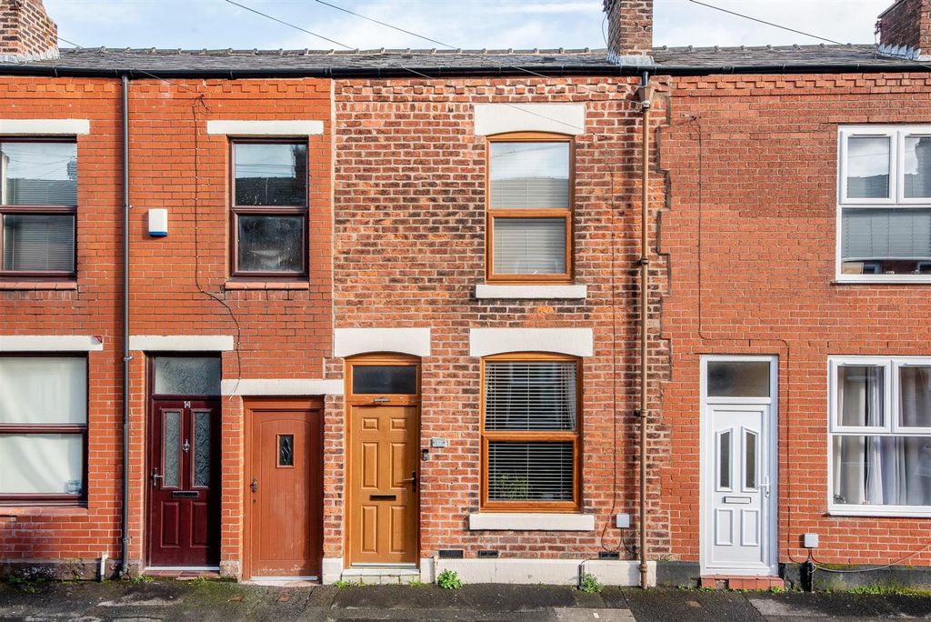 Property photo 1 of 22 Front External