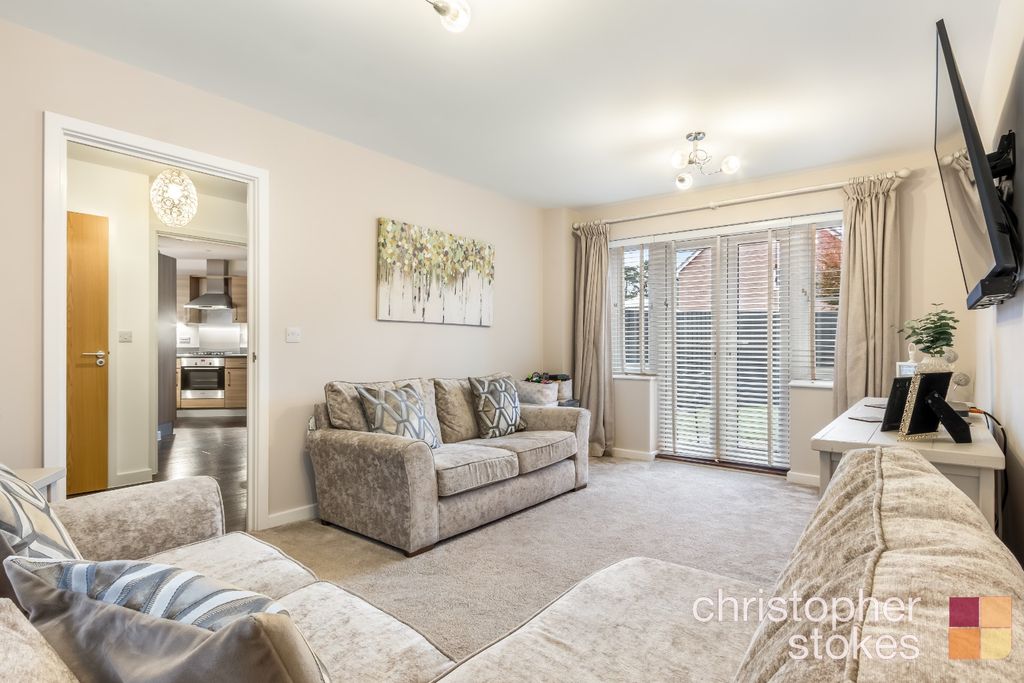 Property photo 2 of 22 4564435