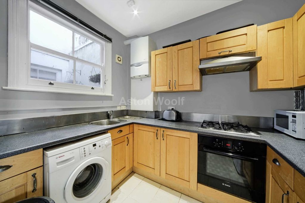 Property photo 3 of 8