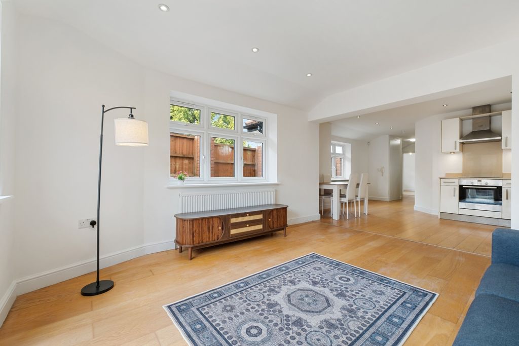 Property photo 1 of 12 4228580