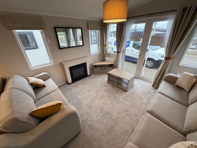 Property photo 3 of 14 6