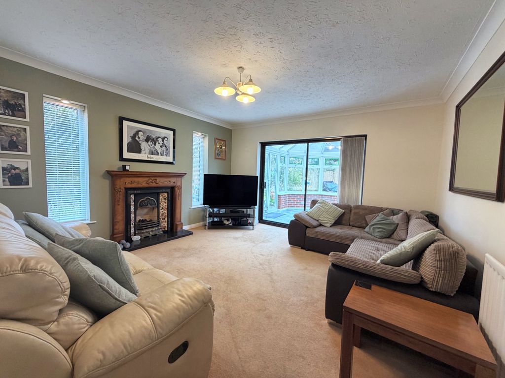 Property photo 2 of 23 De25D534-11Bf-4E14-Bfc8-Eb8803D2A954.Jpg