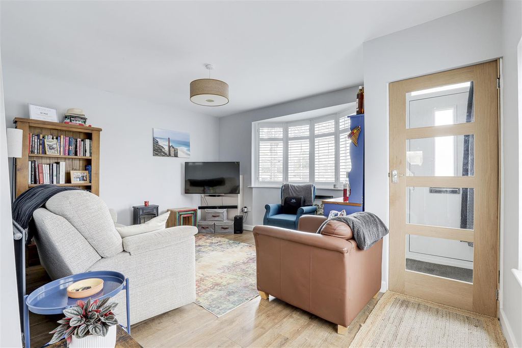 Property photo 2 of 23 01.Jpg