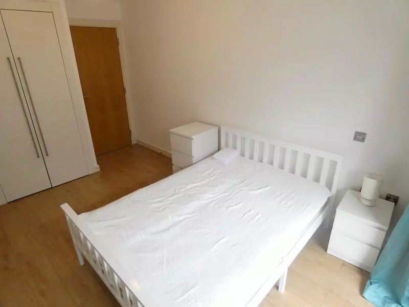 Property photo 3 of 6 Gallery