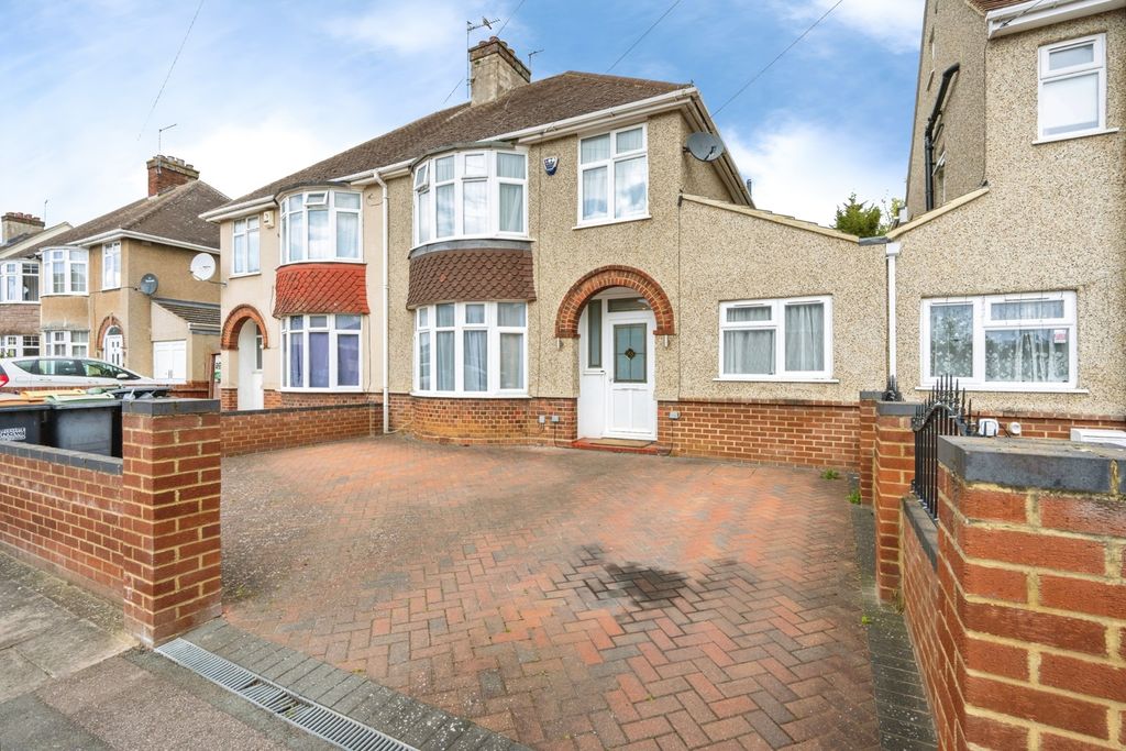 Property photo 1 of 26 Pbox-Img.Jpg